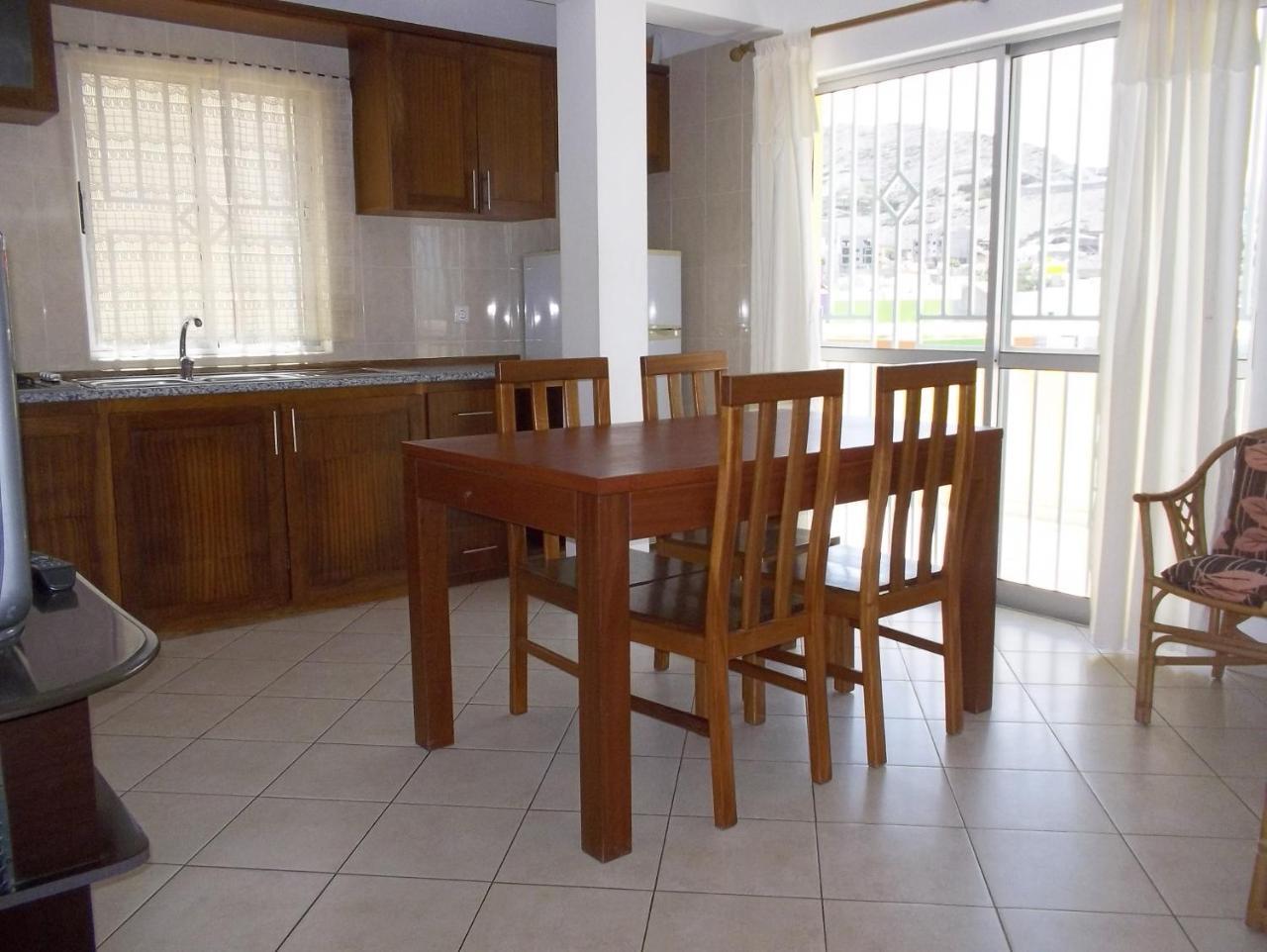 Basic Hotel Mindelo Dış mekan fotoğraf