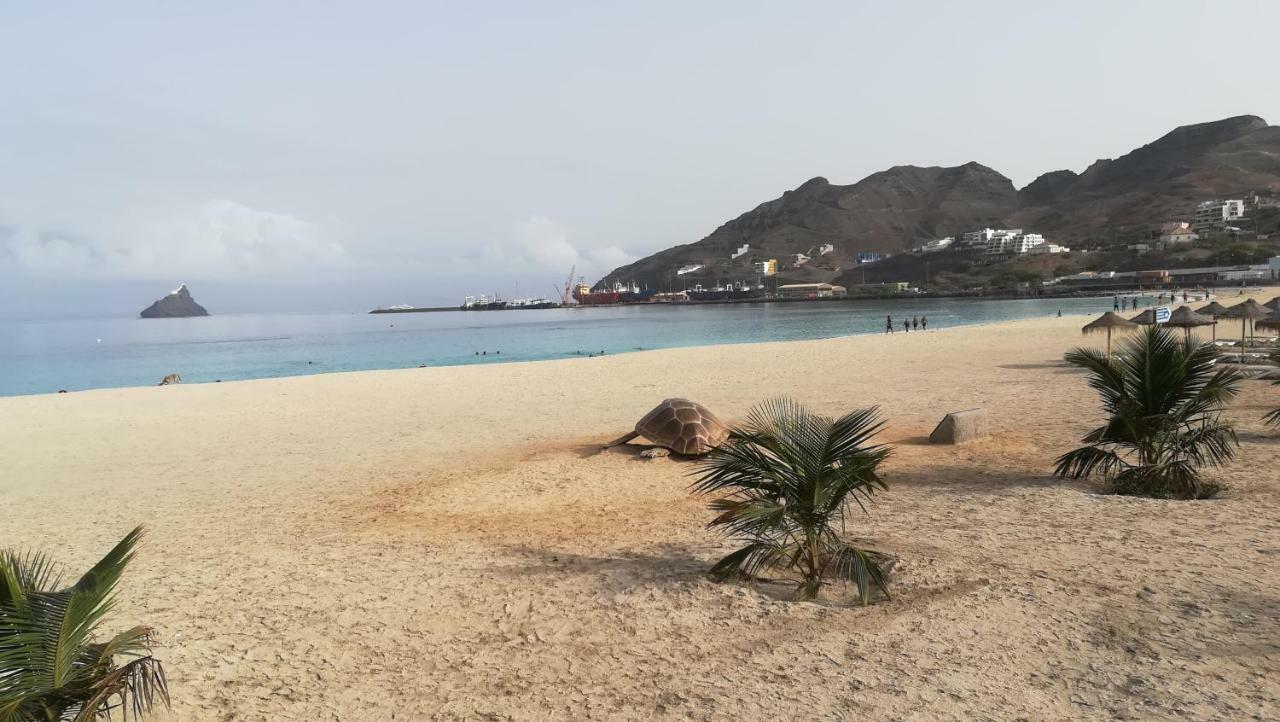 Basic Hotel Mindelo Dış mekan fotoğraf
